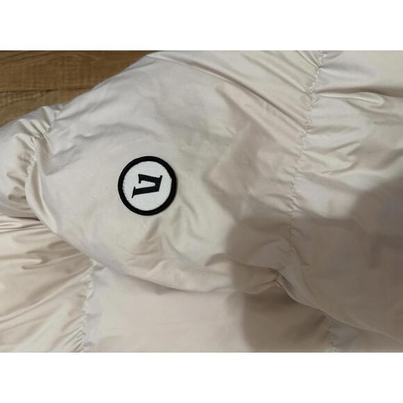 NWT Vuori Womens Duck Down Puffer Jacket Beige Size L - Picture 2 of 6